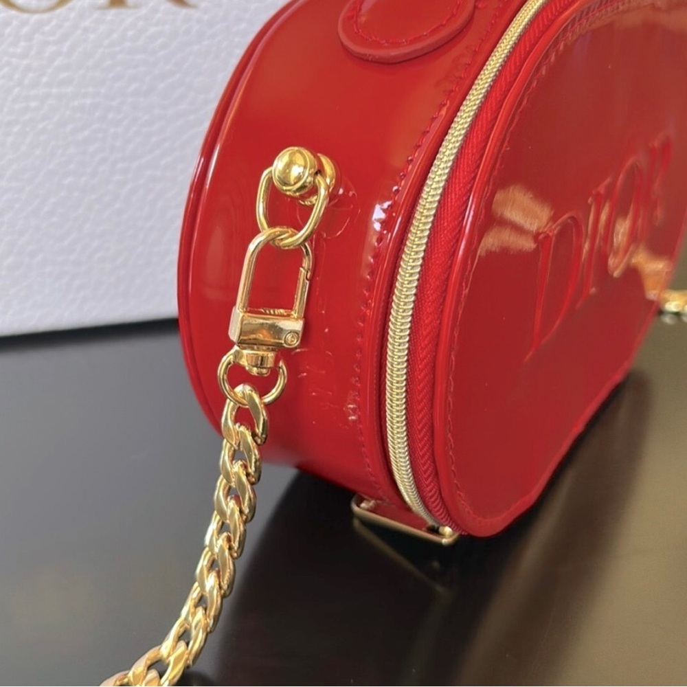 Dior Red and Gold makeup bag - Picture 5 of 6